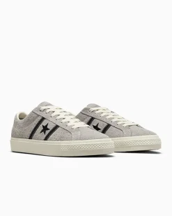 Converse Modelli Bassi|One Star<One Star Academy Pro Neutro totale/Nero/Egret